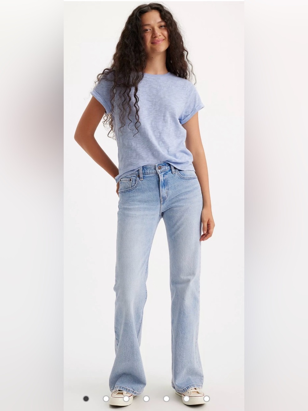 Levi’s Middy Flare Jeans; Size 26